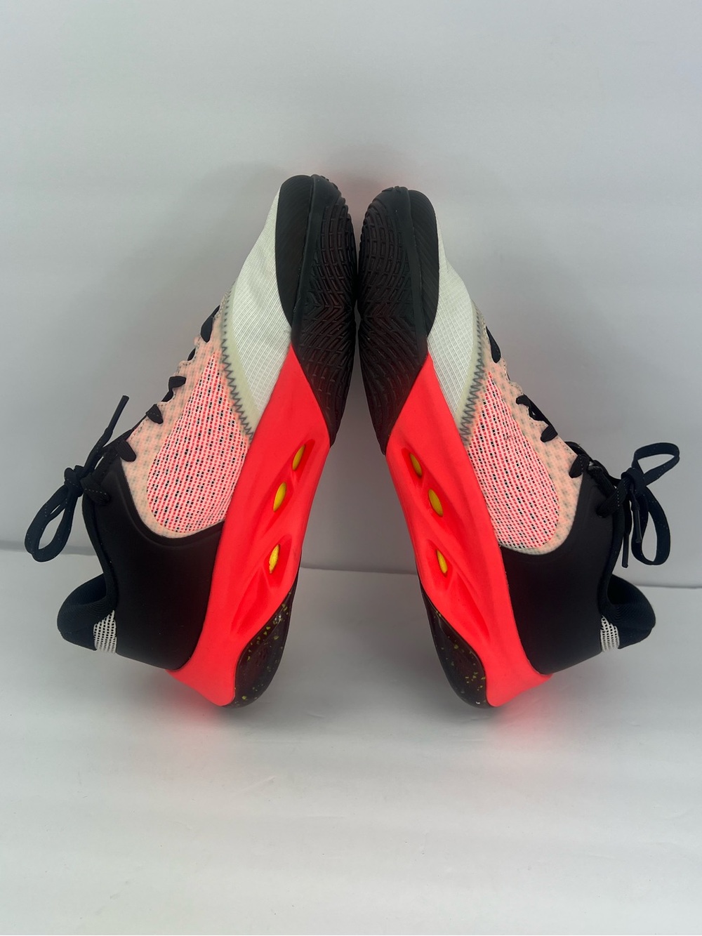 SKETCHERS PERFORMANCE SKX FLOAT BASKETBALL PERFORMANCE TENNIS SOES, SIZE 8.5 - Picture 8 of 17